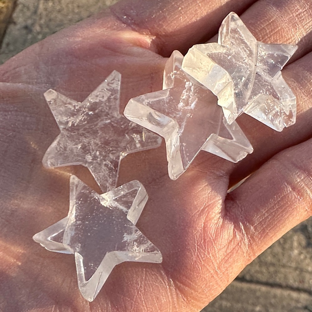Genuine 118.00 Cts White Quartz Star Lot - Picture 7 of 16
